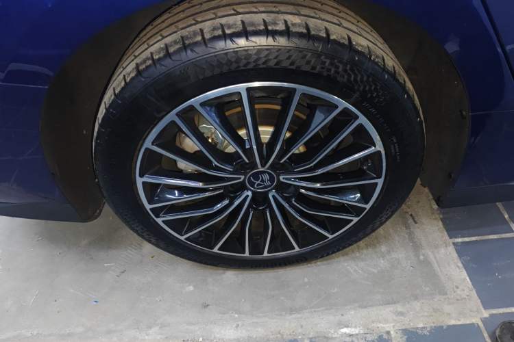 Used BYD Han 2022 DM-i 121KM Luxury Model