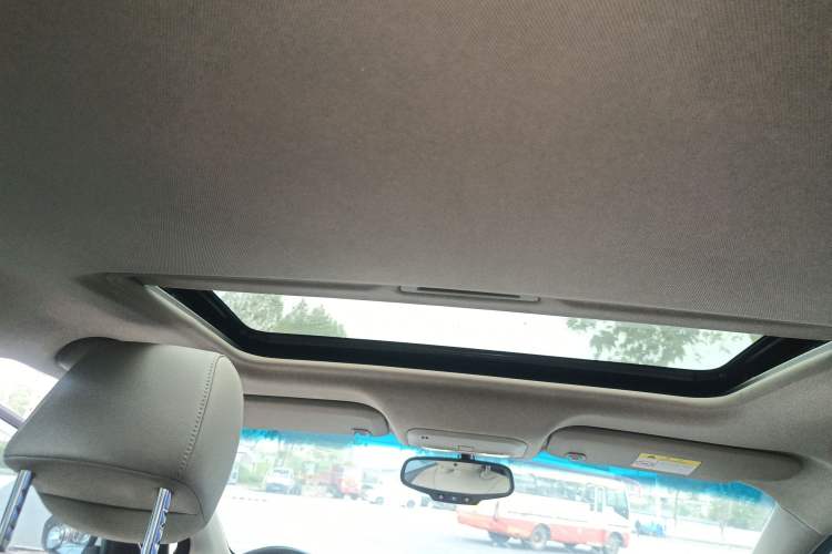 Used Buick GT 2019 15T Dual-Clutch Connected Elite Model China VI
