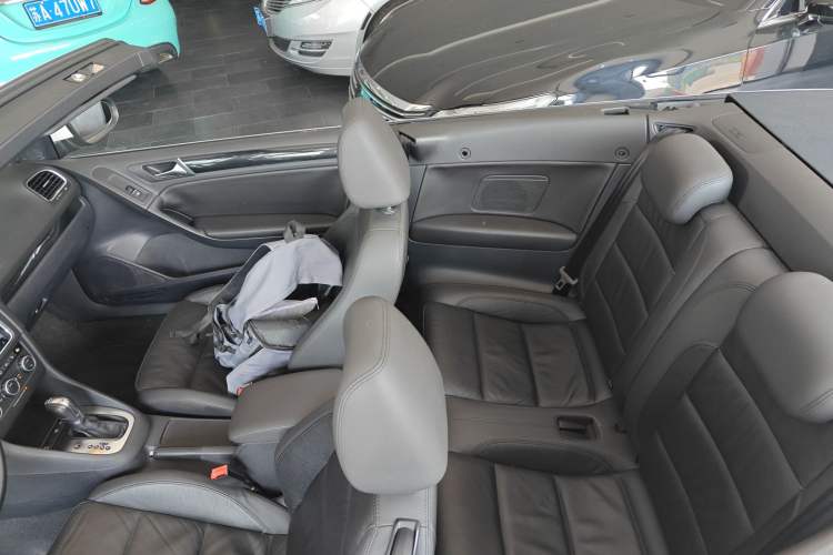 Used Volkswagen Golf 2012 1.4TSI Luxury Convertible Edition
