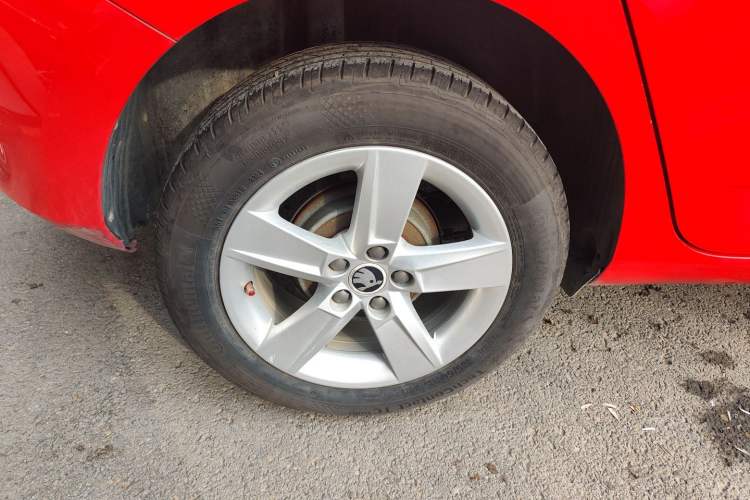 Used Skoda Fabia 2017 1.4L Manual Enjoy Edition
