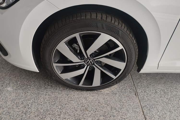 Used Volkswagen Sagitar 2025 Revised Version Three 300TSI DSG Excellence Edition