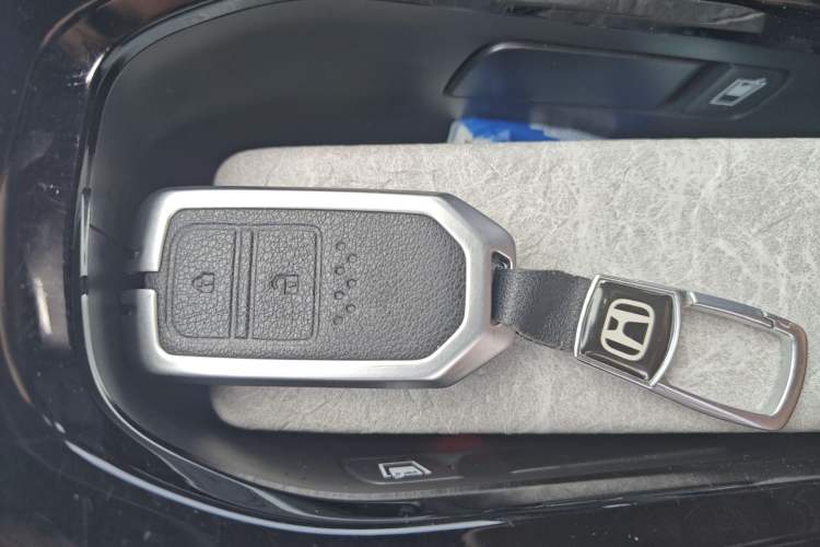 Used Honda XR-V 2015 1.8L VTi CVT Luxury Edition
