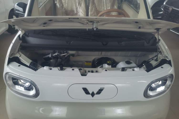 Used Wuling Hongguang MINIEV 2024 3rd Generation 215km Youth Edition

