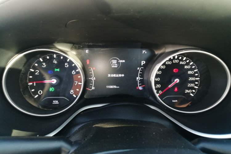 Used  Compass 2017 200T Automatic Family Edition
