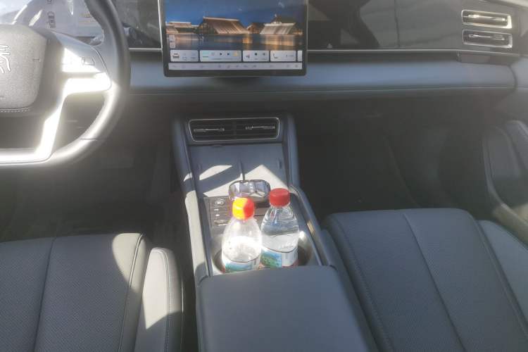 Used BYD Qin L 2025 DM-i Smart Drive 120KM Superior Model
