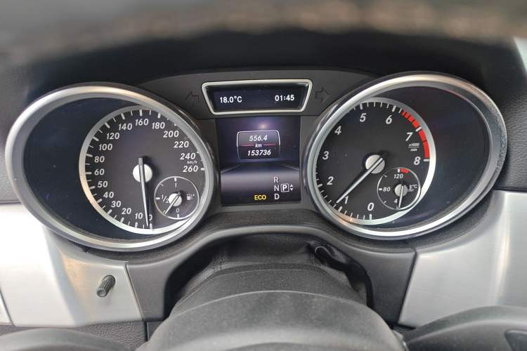 Used Mercedes-Benz M-Class 2014 ML 320 4MATIC