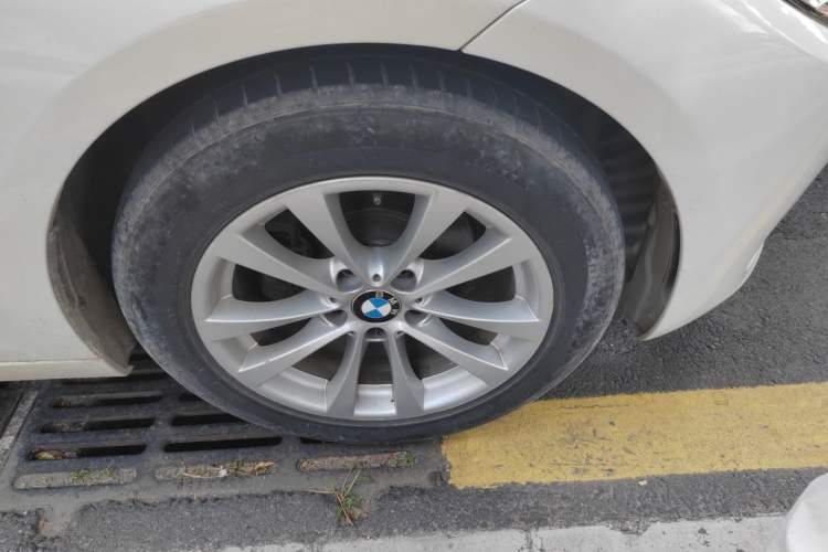 Used BMW 3 Series GT 2017 320i Sport Edition
