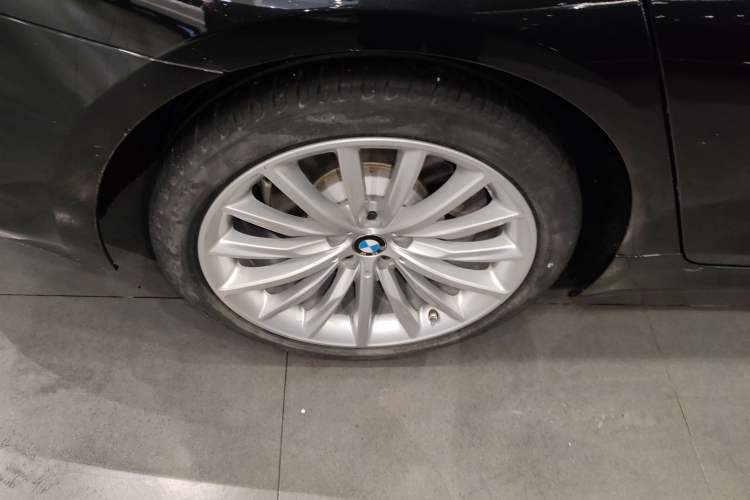 Used BMW 5 Series 2021 530Li Luxury Edition Premium Package
