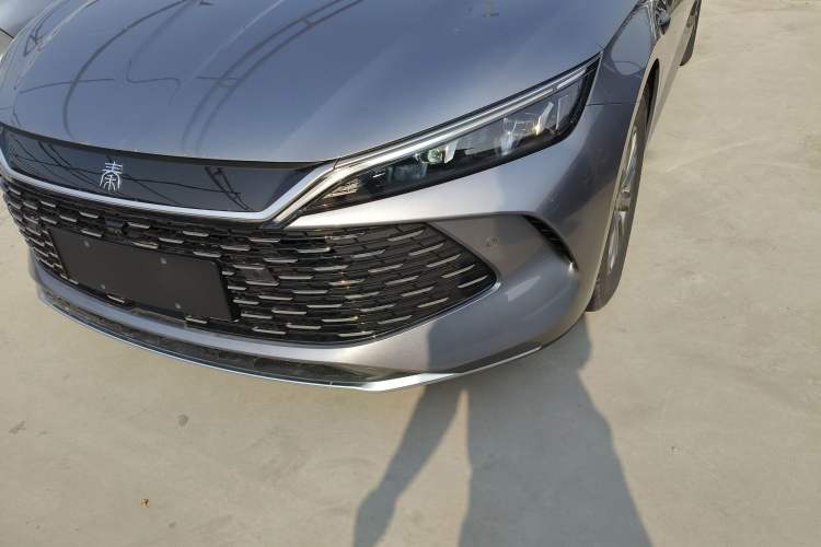 Used BYD Qin L 2025 DM-i Smart Drive 80KM Leading Model