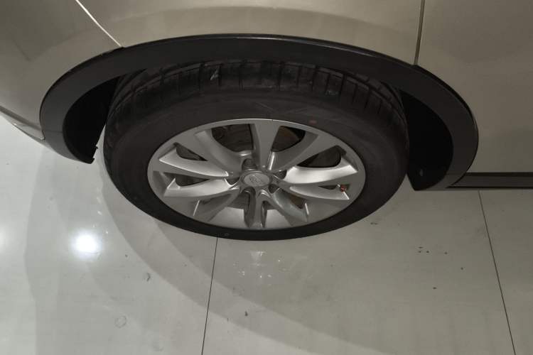 Used Geely Auto Emgrand GS 2016 Elegant Edition 1.8L Manual LingShang Model
