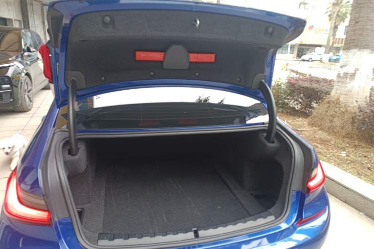 TDK.VehicleDetails.img