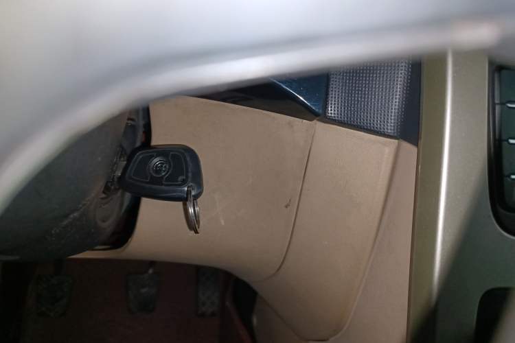 Used Brilliance H330 2013 1.5L Manual Luxury Model
