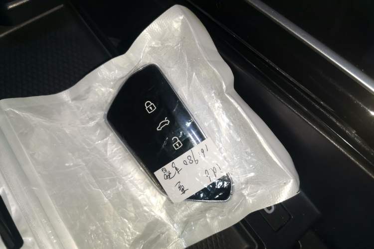 Used Volkswagen ID.6 CROZZ 2022 Long-Range Lite PRO Edition
