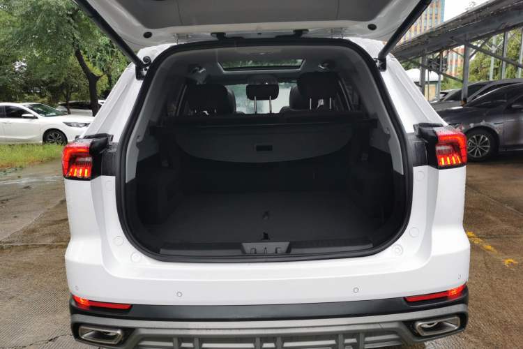 Used Chery Tiggo 8 PRO 2024 Champion Edition 290T Two-Wheel Drive Peak Version 5 Seats
