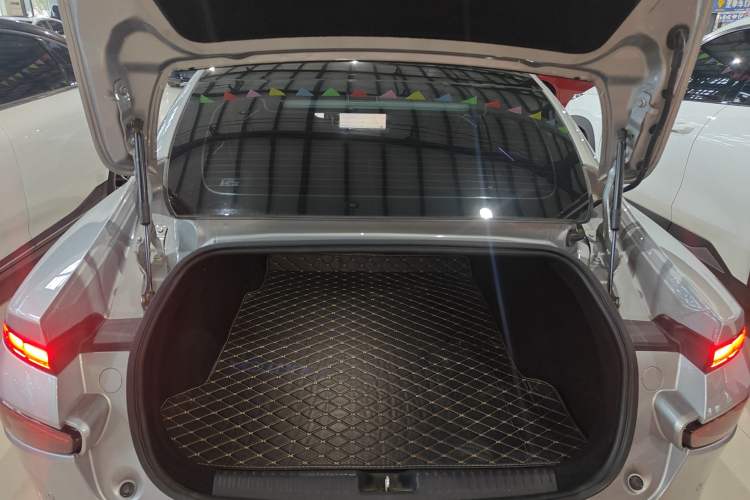 Used XPeng P7 2022 586G
