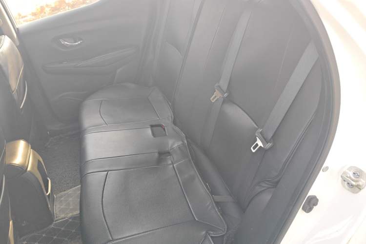 Used Nissan Lannia 2019 1.6L CVT Smart Connect Smart Cool Version China V Standard
