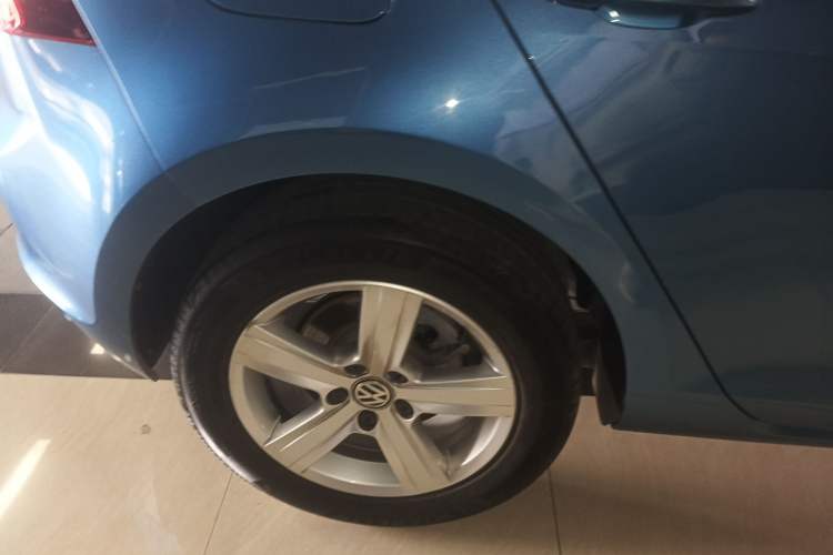 Used Volkswagen Golf 2017 1.6L Automatic Comfort Million-Vehicle Anniversary Edition
