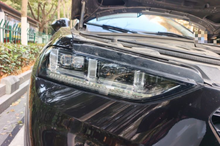 Used Wey VV7 2019 Upgraded Model 2.0T Flagship Version China V Standard
