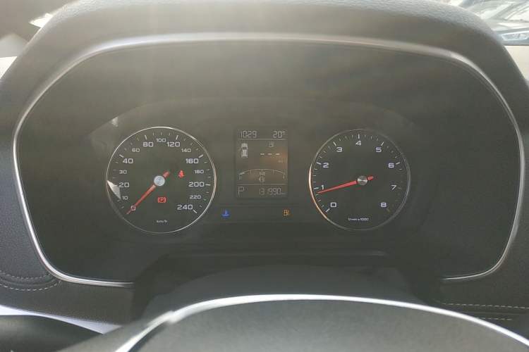 Used Roewe RX5 2019 20T Two-Wheel Drive Automatic Ali Smart Connectivity Platinum Edition
