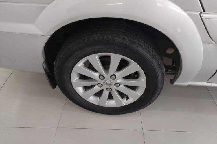 Used Buick GL8 2014 2.4L Classic Edition
