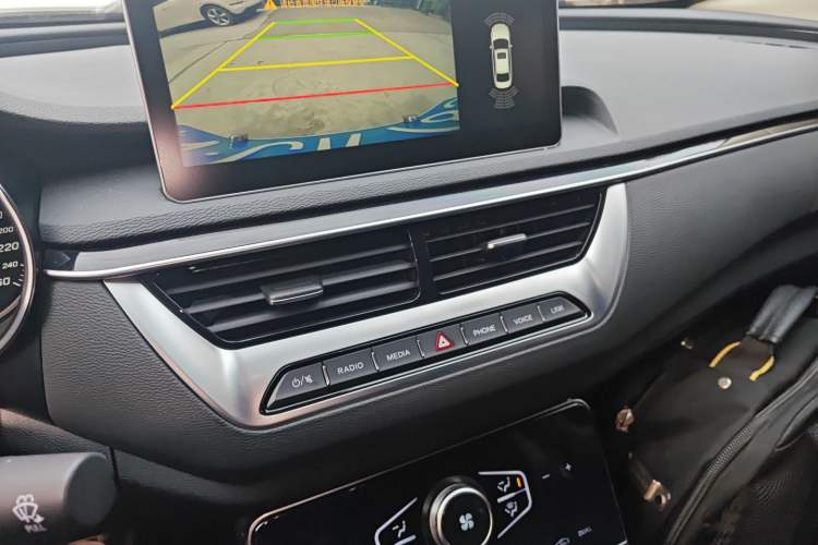 Used Hongqi H5 2022 Classic Model Facelift 1.5T DCT Qiyun Edition