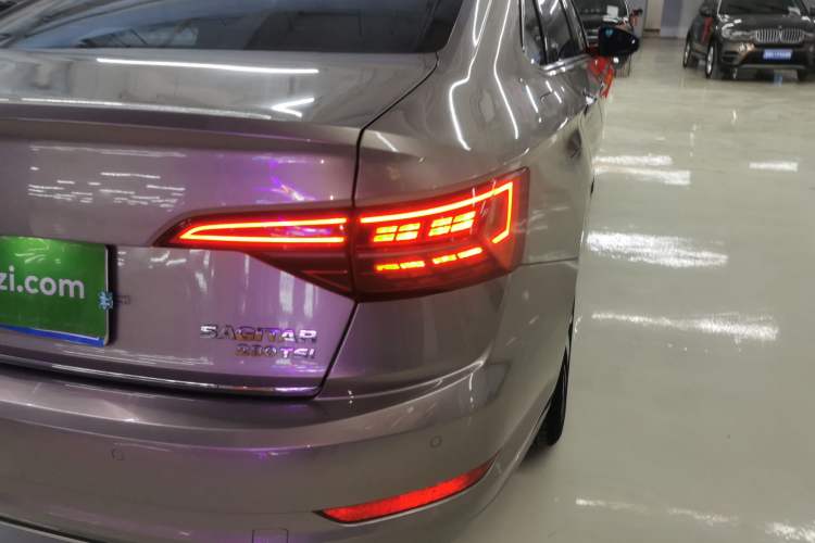 Used Volkswagen Sagitar 2021 280TSI DSG Excellence Edition
