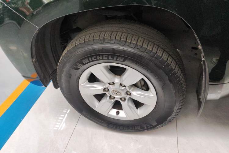 Used Toyota Prado 2016 2.7L Automatic Standard Edition
