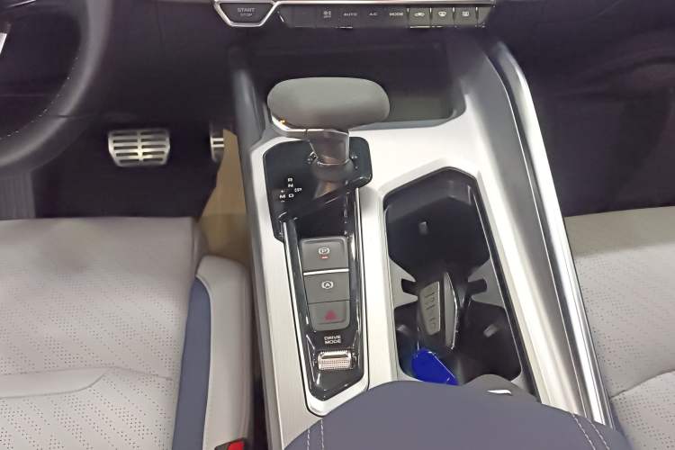 Used Geely Auto Preface 2021 Revised Version 2.0TD Luxury Edition