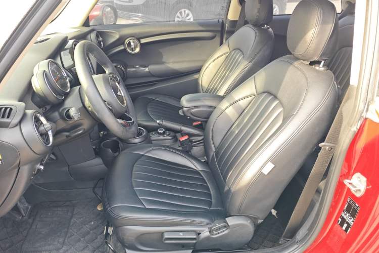 Used  MINI 2016 1.2T ONE Pioneer Edition
