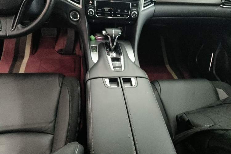 Used Honda Avancier 2017 240TURBO Two-Wheel Drive Luxury Edition
