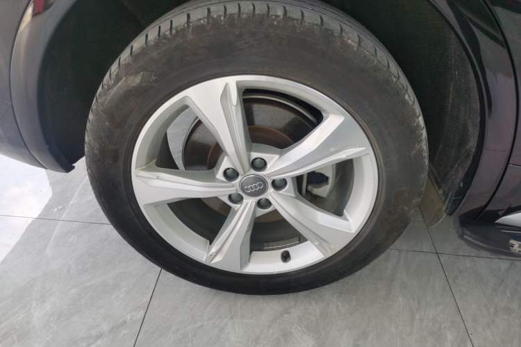 Used Audi Q5L 2018 40 TFSI Prestige Edition China VI Emission Standard
