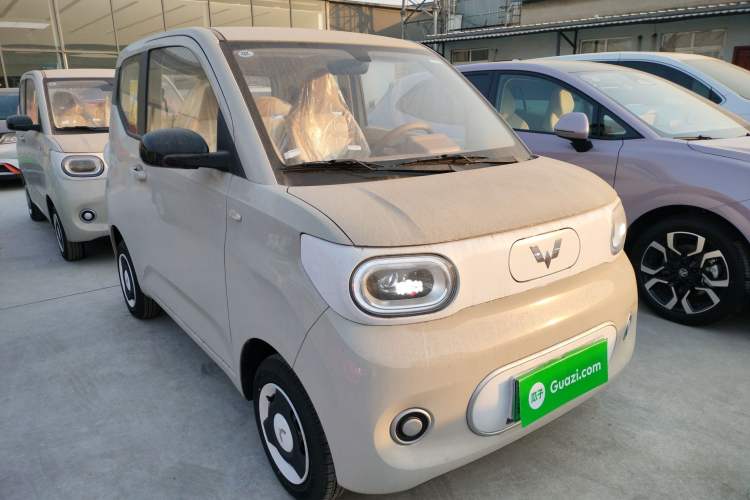 Used Wuling Hongguang MINIEV 2024 3rd Generation 215km Youth Edition
