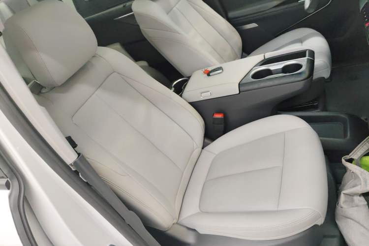 Used Buick GL8 2025 Lu Zun Deluxe Edition
