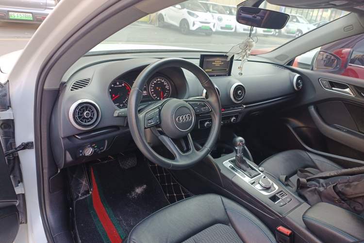 Used Audi A3 2019 Limousine 35 TFSI Fashion Edition China V standard
