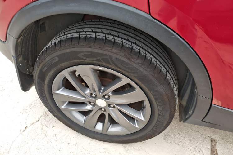 Used Buick Encore 2017 18T Automatic Two-Wheel Drive Urban Fashion Model
