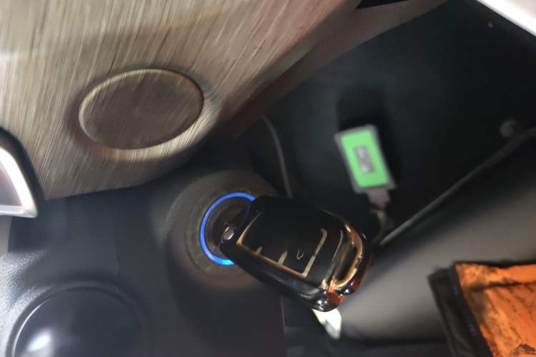 Used Geely Auto Vision X3 2017 1.5L Manual Luxury Model
