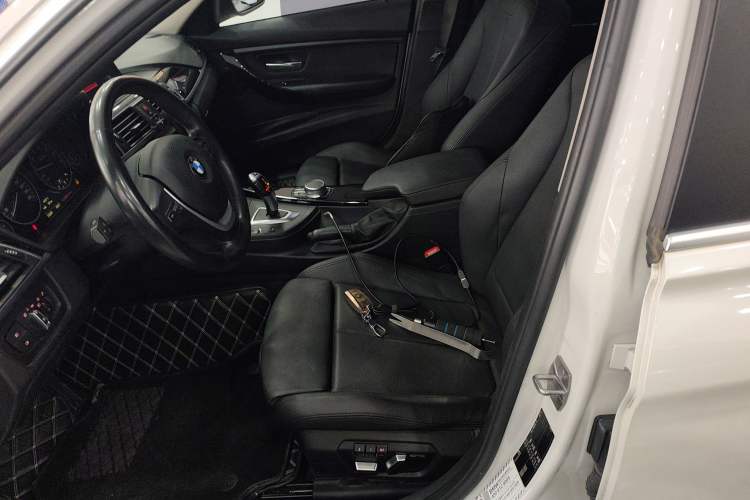 Used BMW 3 Series 2019 320Li Fashion Model
