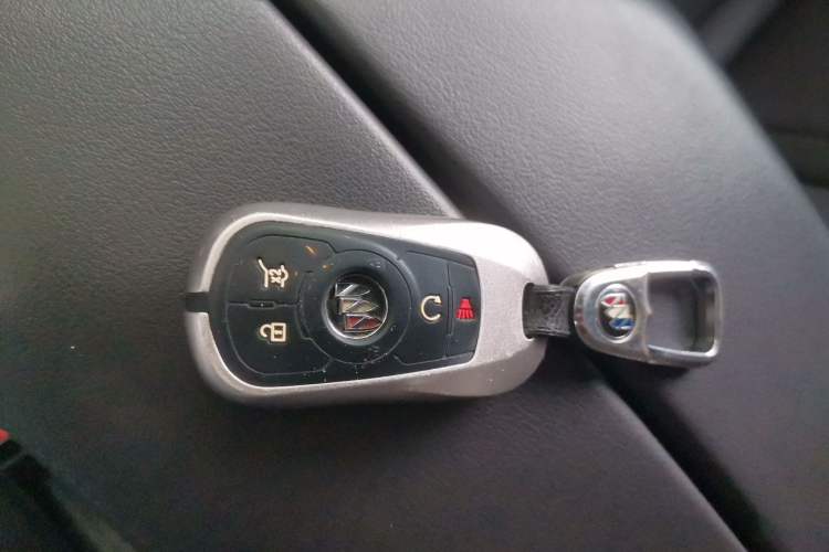 Used Buick Enclave 2020 28T Two-Wheel Drive Prestige Version
