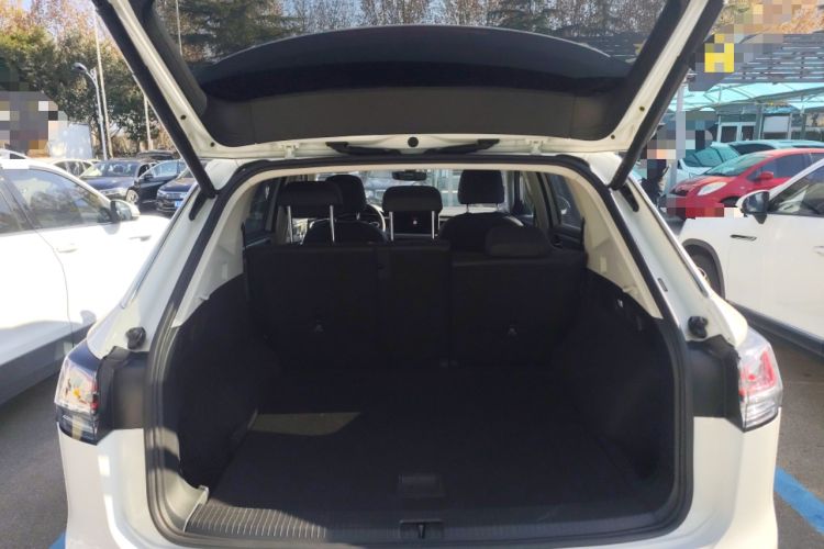 Used Volkswagen Tayron 2023 300TSI Two-Wheel-Drive Luxury Plus Advanced Edition
