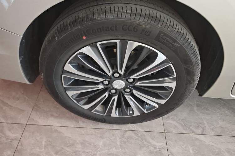 Used Buick GL8 2023 ES Lu Zun Luxury Model
