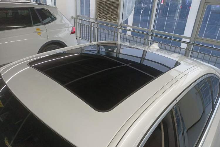 Used BMW 3 Series 2021 Restyled 325Li M Sport Package
