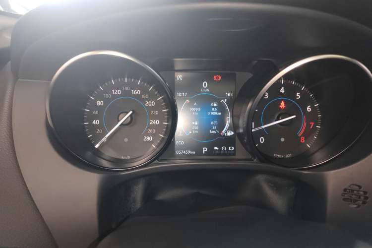 Used Jaguar F-PACE 2018 2.0T Four-Wheel Drive Urban Luxury Edition
