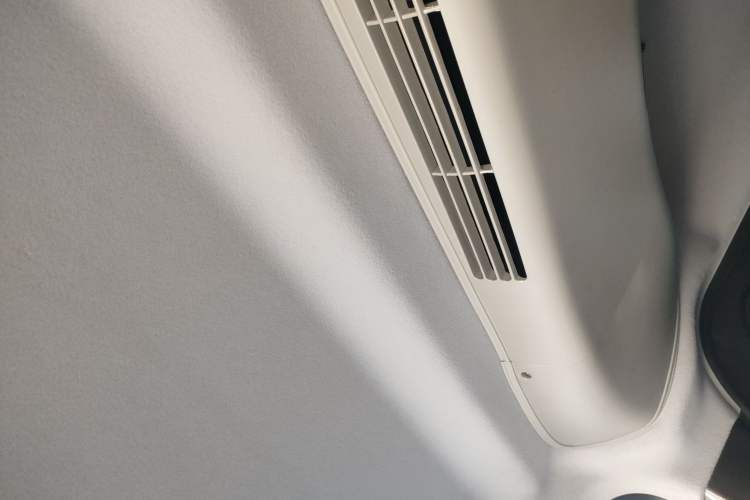 Used Chana Ruixing M60 2023 1.5L GDI Comfort-Class Passenger Vehicle 6/7 Seats
