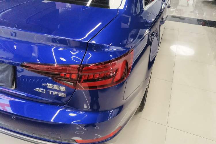 Used Audi A4L 2019 40 TFSI Fashion Edition China VI Emission Standard
