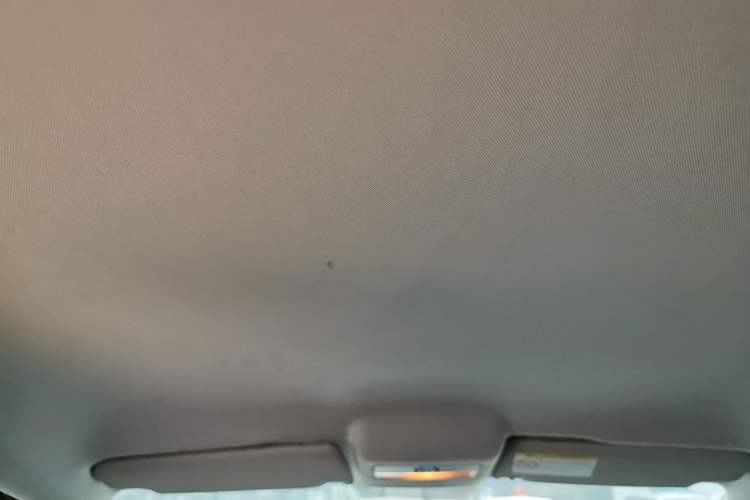 Used Volkswagen Polo 2016 1.4L Manual Fashion Model