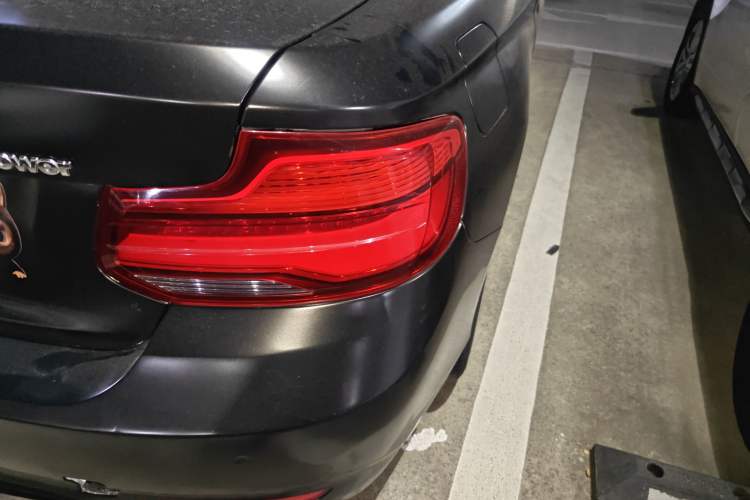 Used BMW 2 Series 2018 220i Convertible Coupe Sports Design Package