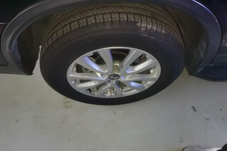 Used Nissan X-Trail 2023 Classic 2.0L Two-Wheel Drive Smart Connect Premium Edition