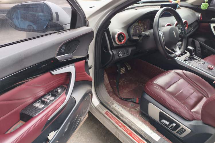 Used Wey VV7 2017 2.0T Flagship Model