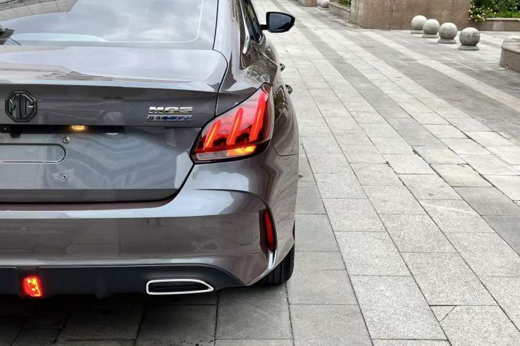 Used MG 5 2023 180 DVVT CVT Luxury Edition
