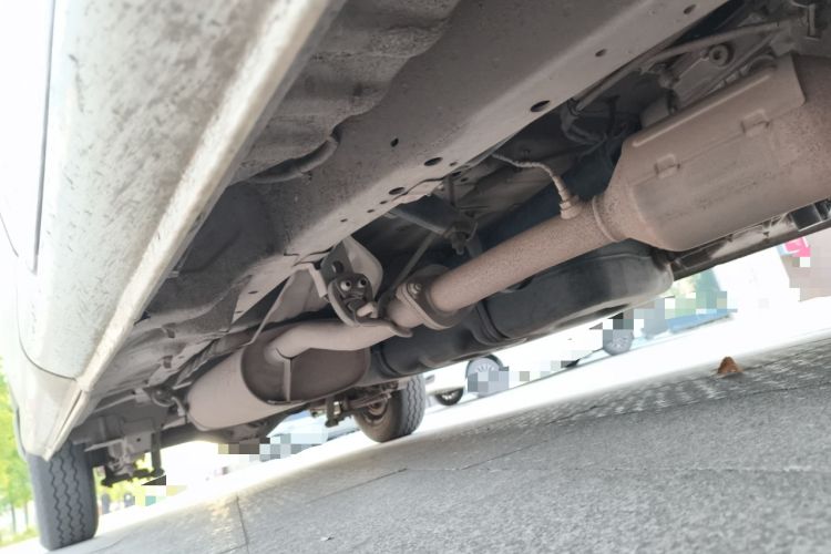 Used Jinbei Express 2020 2.0L China VI Standard Practical 6-Seater G6P-5 1TZS